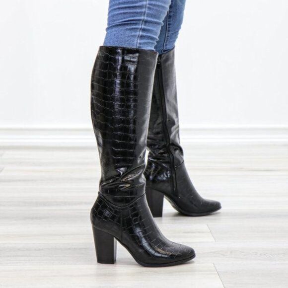 Black Pointy Croc Texture Boot Faux Shiny Leather - Picture 14 of 15
